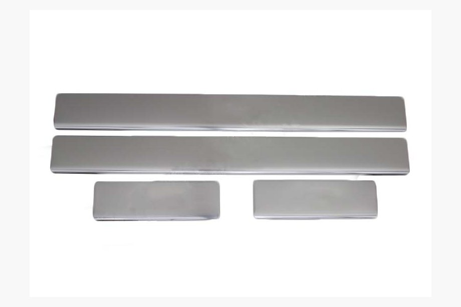 Ford Focus I 1998–2005 OmsaLine RVS instaplijsten 2 stuks (HB/3D) Image
