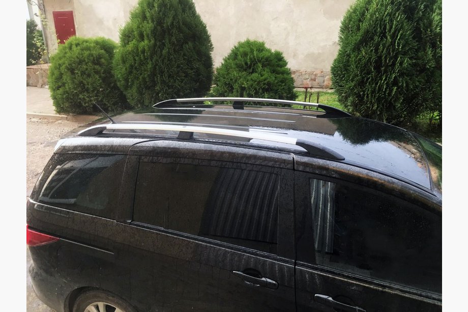 Mazda 5 2010–2018 Aluminium dakrails (chroom) Metalen montagevoeten Foto 1