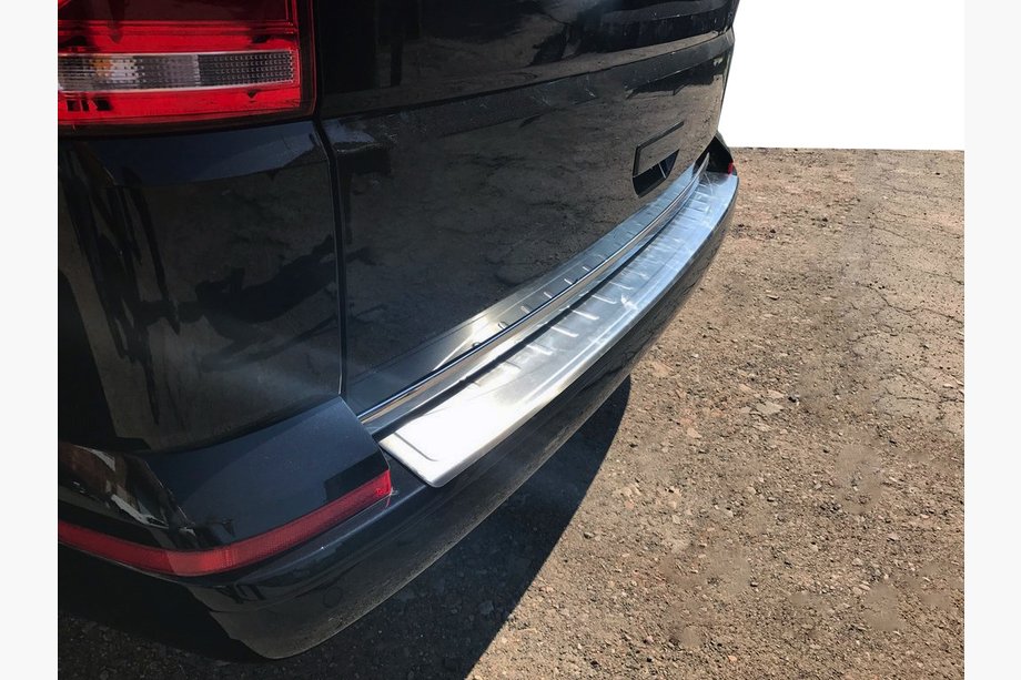 Volkswagen T6 2015–2024 Omsa matte achterbumperbeschermer (1 deur, RVS) Image