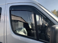 Volkswagen Crafter 2006–2016 Raamwindschermen (2 stuks, Niken) foto 1