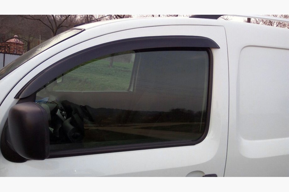 Renault Kangoo 2008–2020 Raamwindschermen (2 stuks, UA) Image