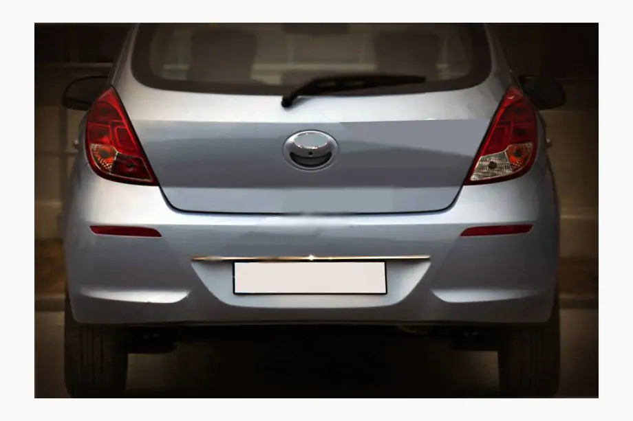 Hyundai I-20 2012–2014 Sierlijst boven kentekenplaat (RVS) Image