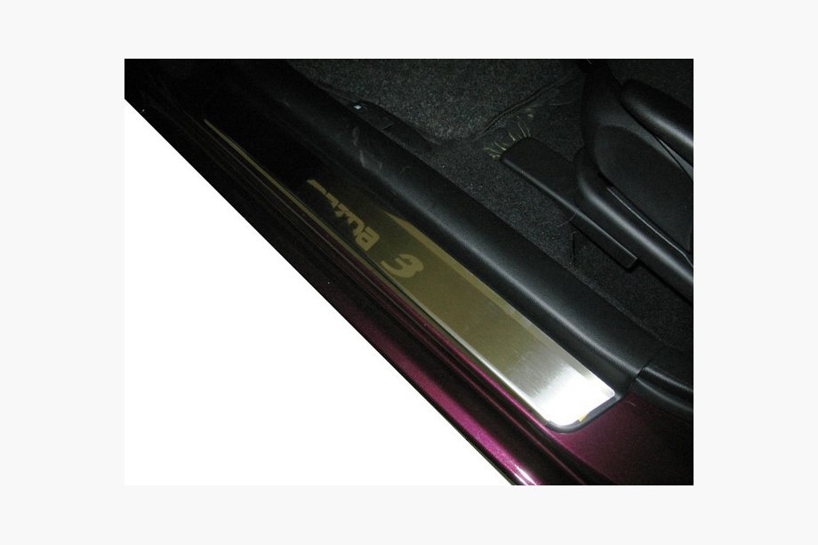 Mazda 3 2003–2009 Nataniko RVS dorpellijsten (set van 4) Image