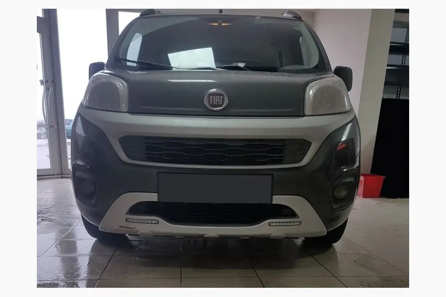 Peugeot Bipper 2008–2017 Voorbumper lipspoiler met LED (2014+, spuitklaar) Image