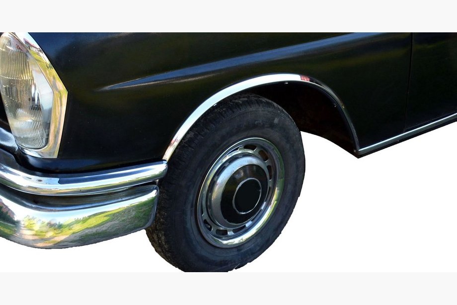 Mercedes W108 1965–1972 RVS wielkastlijsten (set van 4 stuks) Image