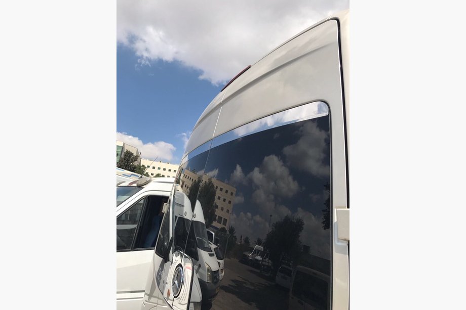 Volkswagen Crafter 2006–2016 Bovenste raamomlijsting (RVS) Foto 2