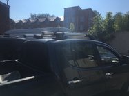 Mitsubishi L200 2006–2015 Zwarte dakrails (met dwarsdragers) foto 4