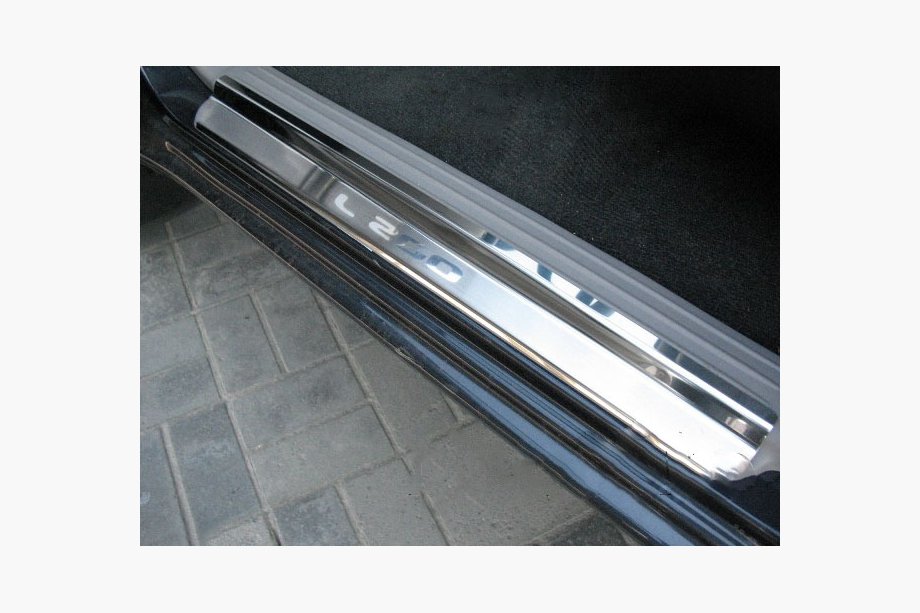 Mitsubishi L200 2006–2015 Nataniko RVS instaplijsten (2 stuks) Image