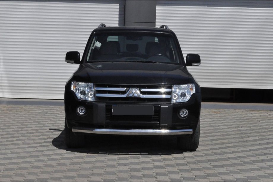 Mitsubishi Pajero Wagon III 1999–2006 Frontbescherming ST008 (RVS) Image