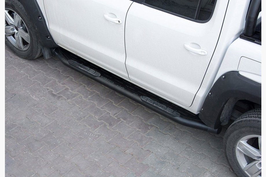 Isuzu D-Max 2011–2019 Side steps Amazon Black (2 st., zwart) Image