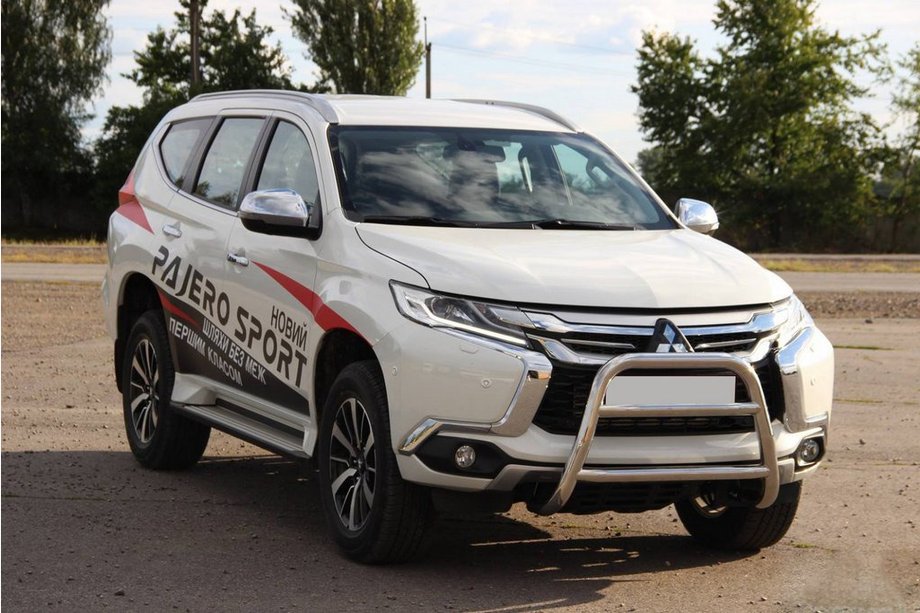 Mitsubishi Pajero Sport 2015– Bullbar WT022 (RVS) Image