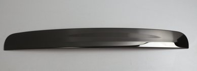 Nissan Qashqai 2010–2014 Afdekstrip boven kentekenplaat Zwart chroom (RVS) foto 1