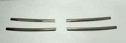Volkswagen T6 2015–2024 Grille sierlijsten Zwart Chroom 2015-2019 (4 stuks, RVS) foto 2