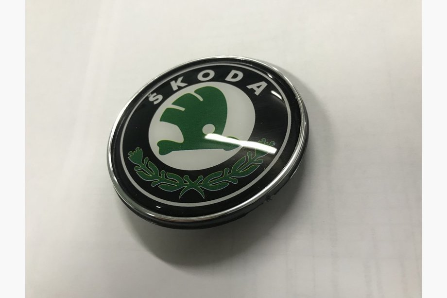 Skoda Superb 2001–2009 Embleem Turkije (79 mm) Image