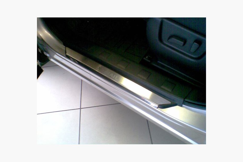 Nissan X-trail T31 2007–2014 Nataniko RVS dorpellijsten (set van 4) Premium - 3M tape, 0,8 mm Image