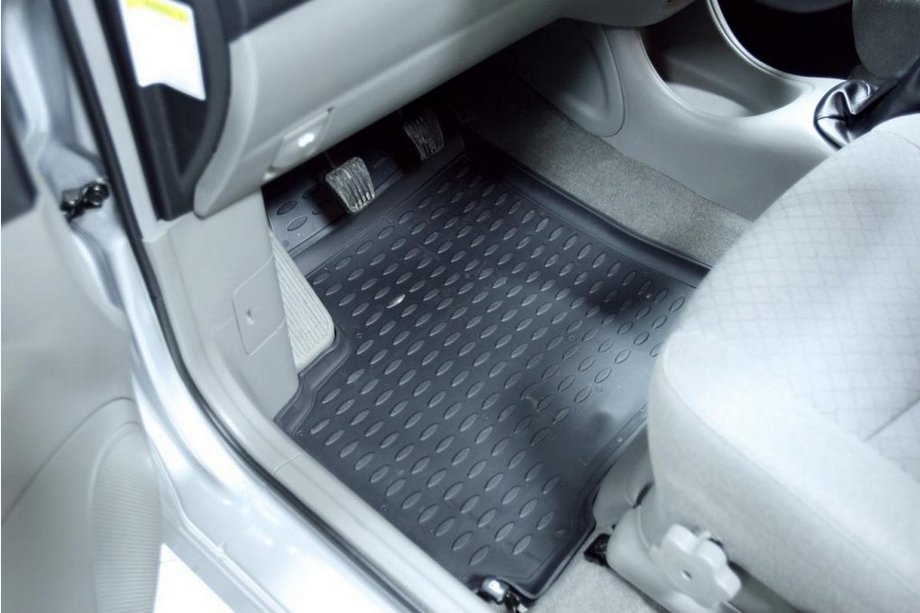 Chevrolet Tacuma/Rezzo 2000–2008 Rubberen vloermattenset voor interieur (4 stuks, Novline) Image