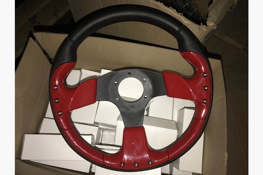 ВАЗ 2107 1982–2012 Stuurwiel rood (met adapter) Image