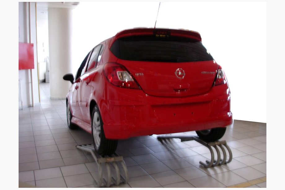 Opel Corsa D 2007–2014 Achterste onderste diffuserlijst (spuitklaar) Foto 2