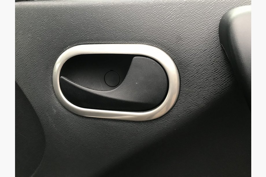 Mercedes Citan 2013–2021 Omlijsting interieur deurgrepen (2 stuks, RVS) Image