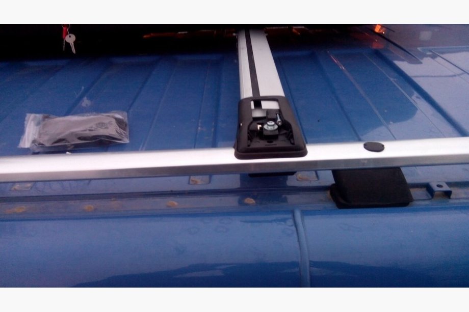 Nissan Pathfinder R51 2005–2014 Afsluitbare dwarsdragers voor dakrails (2 stuks) Grijs Foto 7
