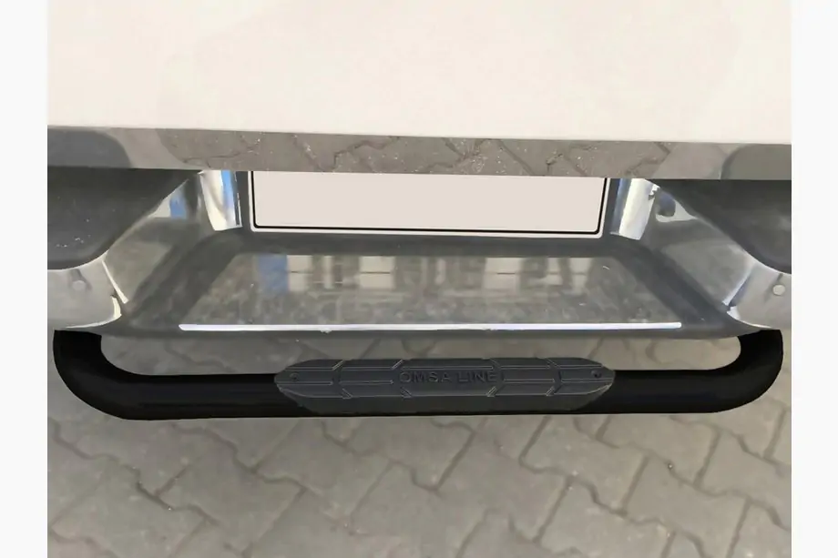 Nissan Navara/NP300 2016– Omsa achterbeschermbeugel (zwart) Image