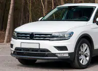 Volkswagen Tiguan 2016–2023 RVS sierlijsten voor radiateurrooster- en koplamprand 2016-2020 (3-delig) foto 1