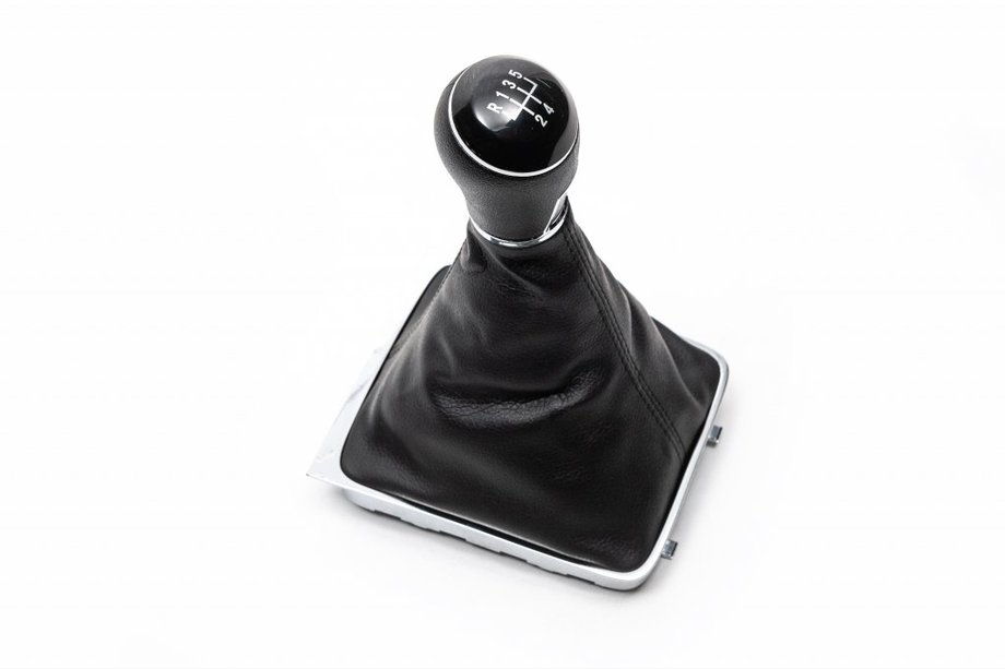 Volkswagen Passat B7 2012–2015 Pookknop en pookmanchet (5-versnellingen) Image