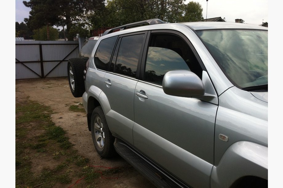 Toyota Land Cruiser Prado 120 2002–2009 Buitenste raamomlijsting (6 stuks, RVS) Foto 3