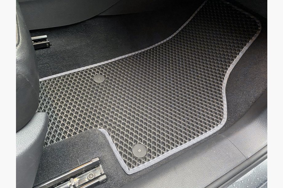 Volkswagen Sharan 2010–2023 Polyurethaan automatten (3 rijen, EVA, zwart) Foto 1