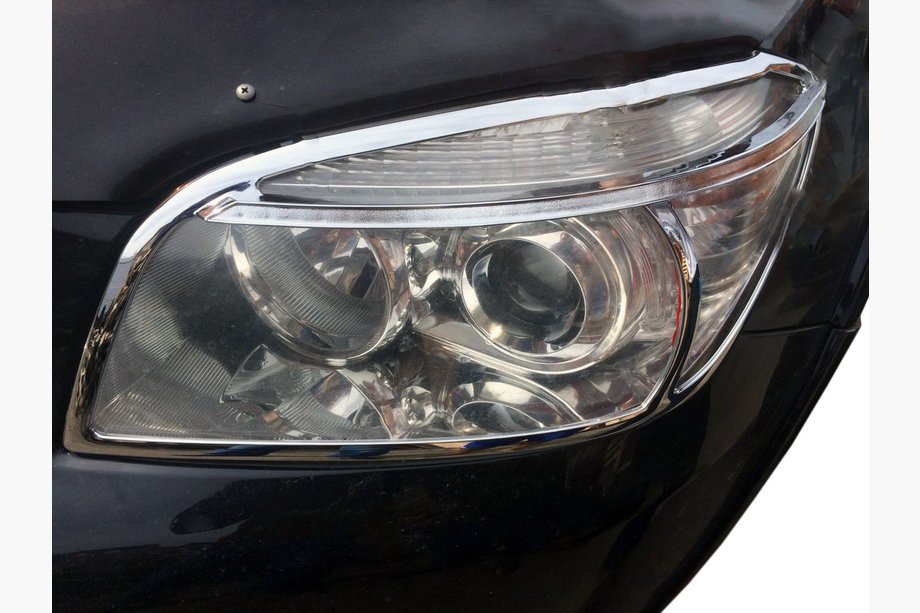 Toyota Rav 4 2006–2013 Koplamp sierlijsten 2006-2009 (set van 2, kunststof) Image