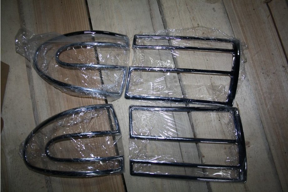 31 Serie 1981–1992 Chromen achterlichtcovers (kunststof) Image