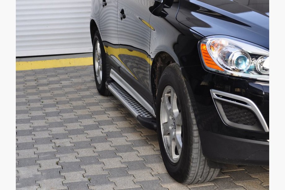 Volvo XC60 2009–2017 Side steps Allmond Grey (set van 2, aluminium) Image