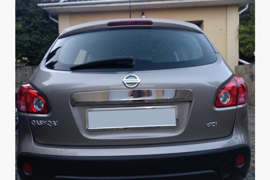 Nissan Qashqai 2007–2010 Sierlijst boven kentekenplaat (RVS) Zonder knop, OmsaLine - Italiaans roestvrij staal Image