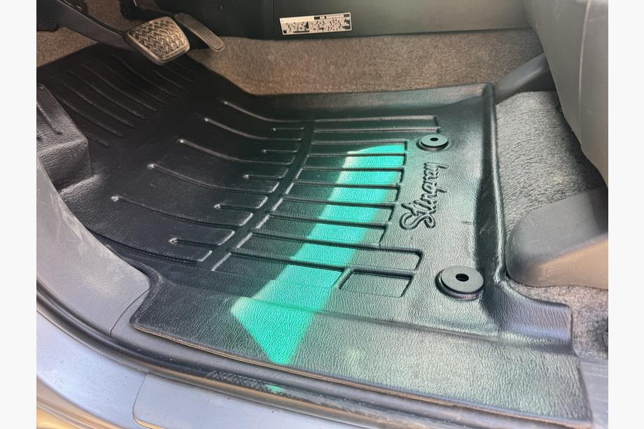 Toyota Land Cruiser Prado 120 2002–2009 Stingray 3D automatten (5 stuks, polyurethaan) Image