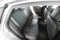 Chrysler 200 II 2014–2017 Autostoelhoezen eco-leer+stof+Alcantara Antara A001 (complete set, volledig interieur) foto 6