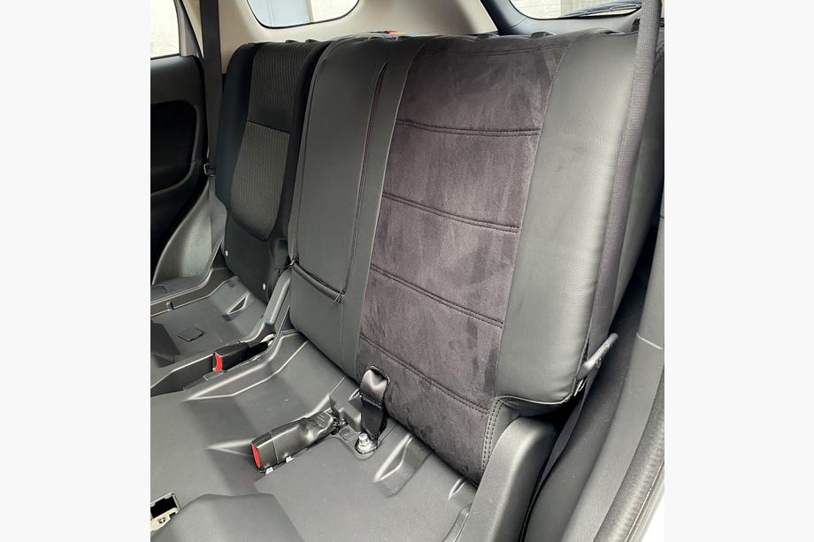 Mitsubishi Outlander 2012–2021 Autostoelhoezen eco-leer+stof+Alcantara Antara A001 (complete set, volledig interieur) Image