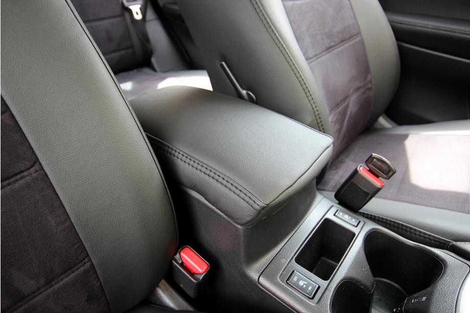 Nissan Qashqai 2014–2021 Autostoelhoezen eco-leer+stof+Alcantara Antara A001 (complete set, volledig interieur) Foto 16