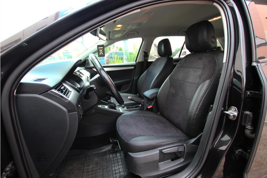 Skoda Octavia III A7 2013–2019 Autostoelhoezen eco-leer+stof+Alcantara Antara A001 (complete set, volledig interieur) Foto 5