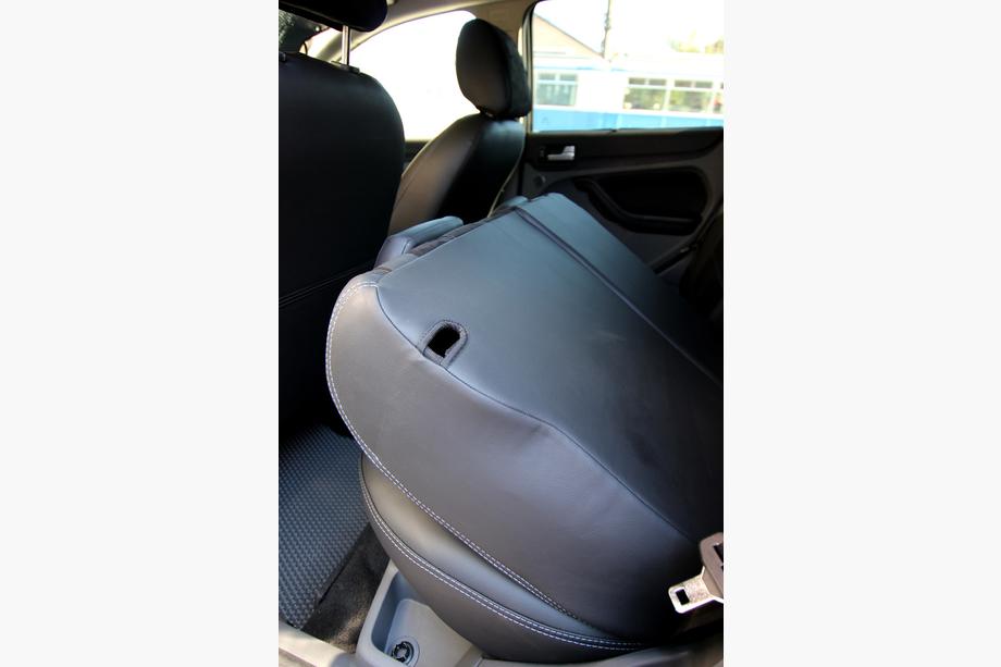 Ford Focus III 2011–2017 Autostoelhoezen eco-leer+stof+antara Antara A001g (complete set voor het interieur) Foto 15