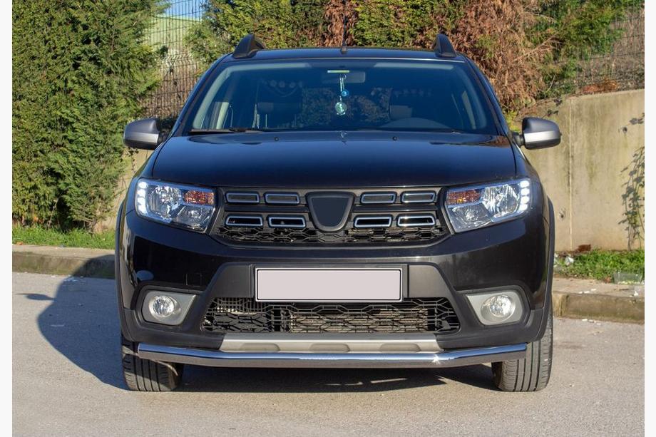 Renault Sandero 2013–2022 Voorbumperbeschermer Texas (60 mm, RVS) Image