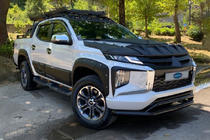 Mitsubishi L200 2015–2024 Dubbele bullbar voorzijde Vegas 2019+ (zwart, 76 mm) foto 2