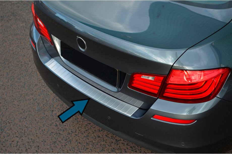 BMW 5 Serie F10/F11 2010–2016 OmsaLine achterbumper beschermstrip (SD, RVS) Image
