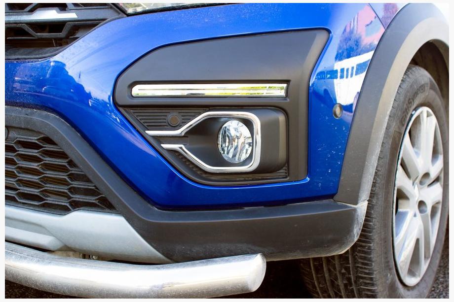 Dacia Jogger 2022– Mistlamp sierlijsten (2 stuks, RVS) Image