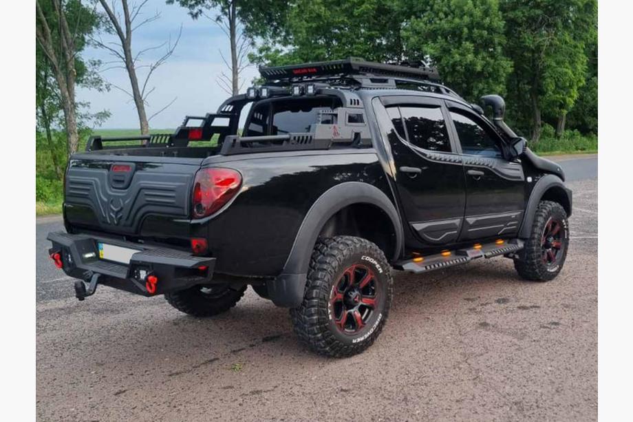 Mitsubishi L200 2015–2024 Bagagekorf voor Dakar rollbar (100x100 cm) Foto 5