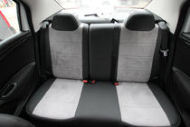 Citroen C-Elysee 2013–2022 Autostoelhoezen eco-leer + stof + Antara Antara A0010 (complete set) foto 4