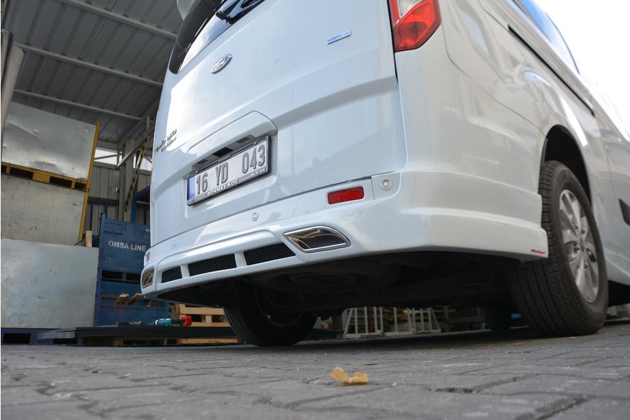 Ford Custom 2013–2022 Achterbumper afdekking (spuitklaar) Image