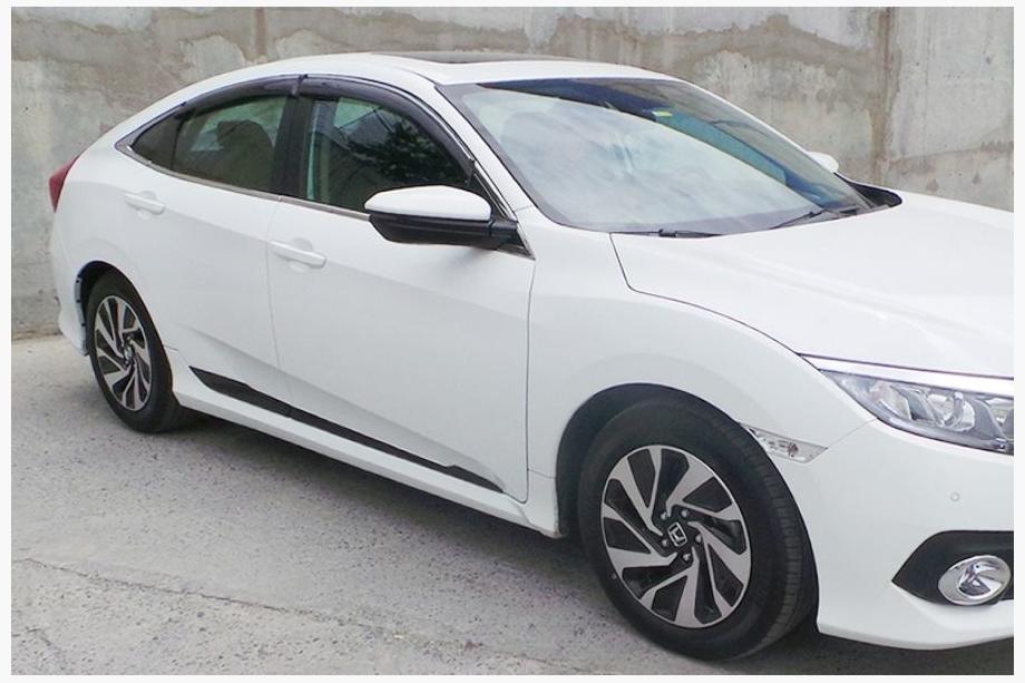 Honda Civic Sedan X 2016–2021 Deurstrips (4 stuks, zwart) Image