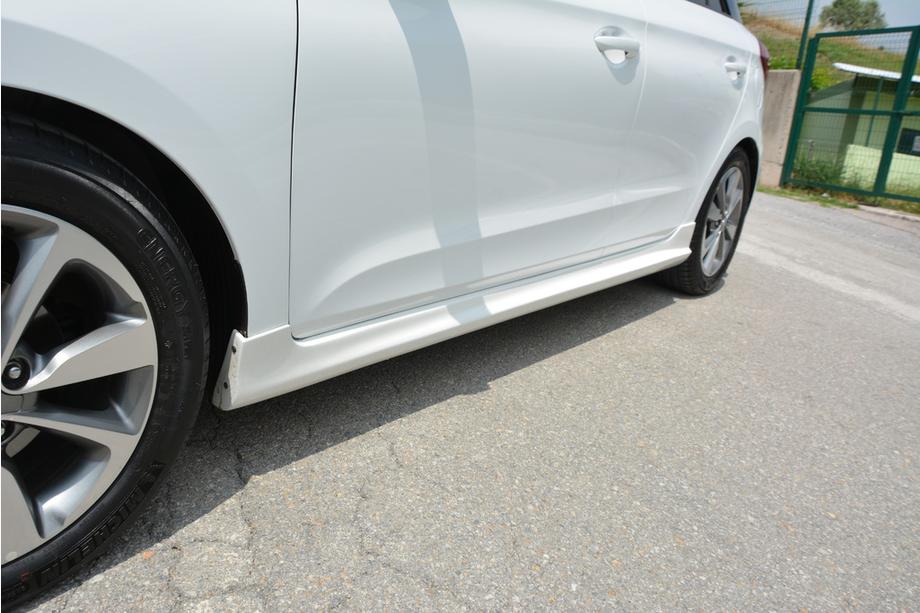 Hyundai I-20 2014–2020 Meliset side skirts (om te lakken) Image