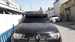 Mitsubishi L200 2015–2024 Voorruit zonneklep (Meliset LED) foto 2