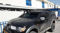 Mitsubishi L200 2015–2024 Voorruit zonneklep (Meliset LED) foto 1